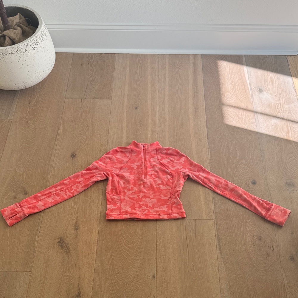 Lululemon Coral Long Sleeve Cropped Pullover